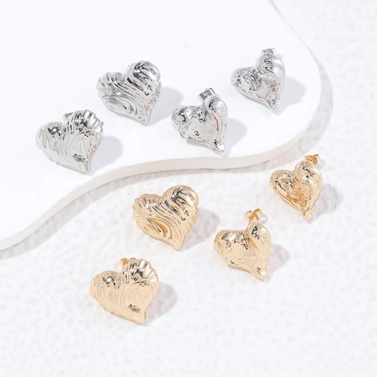 Classic Gold Stud Earrings-1 Pair Simple Style Heart Shape Plating Copper 18k Gold Plated White Gold Plated Ear Studs