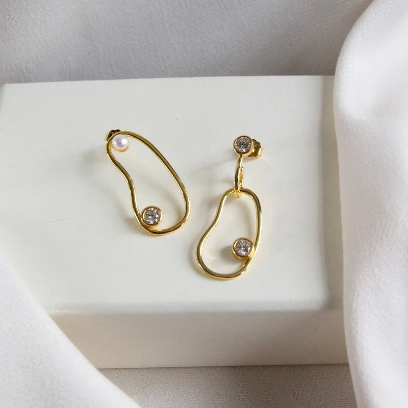 Classic Gold Earrings-Pearl Shine Mismatched Earrings