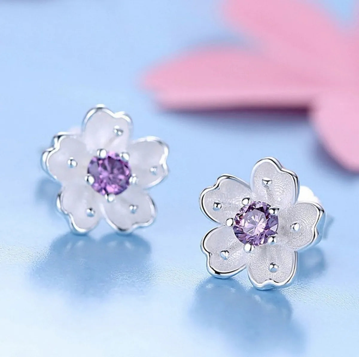 Tiny Huggie Earrings-1 Pair Elegant Lady Flower Inlay White Copper Artificial Gemstones Ear Studs