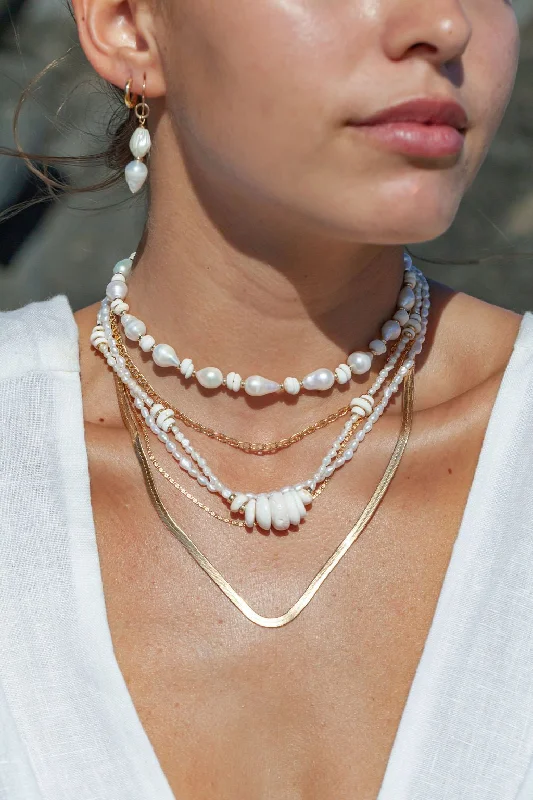 Luxury Diamond Necklace-Baroque Pearl Puka Shell Necklace - Kakahi