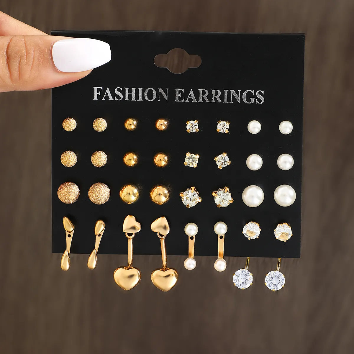 Retro Earrings for Women-Wholesale Jewelry Simple Style Heart Shape Alloy Zircon Inlay Ear Studs