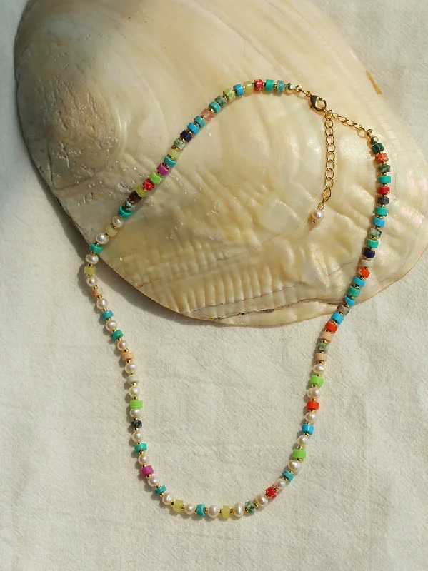 Beautiful Gold Pendant Necklace-Dopamine-Colored Natural Stone and Pearl Beaded Necklace