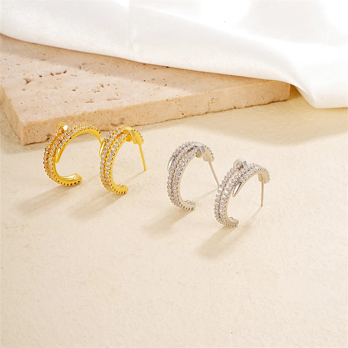 Gold Hoop Earrings-1 Pair Casual Simple Style Geometric Copper Zircon Silver Plated Ear Studs