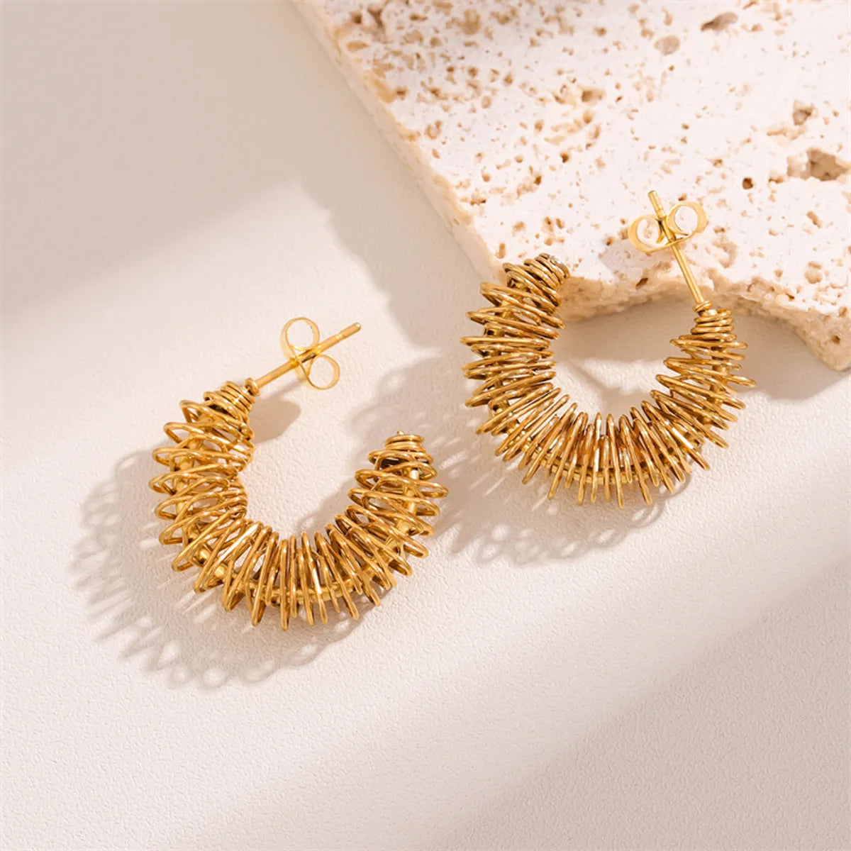 Modern Earrings for Teens-1 Pair Retro Simple Style C Shape Round Plating Stainless Steel 18k Gold Plated Ear Studs