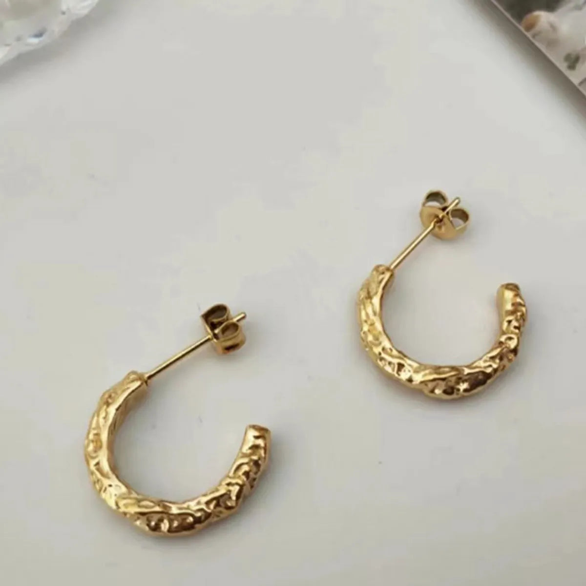 Trendy Drop Earrings-1 Pair Simple Style Classic Style C Shape Plating Pleated Stainless Steel Gold Plated Ear Studs