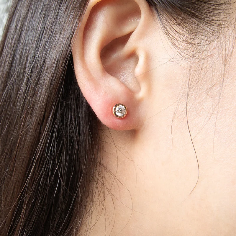 Fashionable Drop Earrings-Radiant Studs