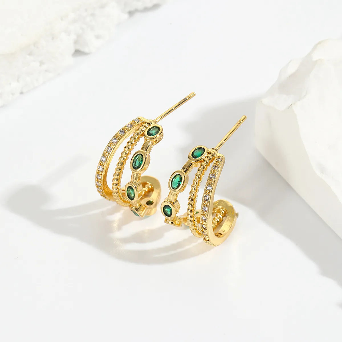 Simple Hoop Earrings for Brides-1 Pair Simple Style Solid Color Inlay Brass Gem Ear Studs