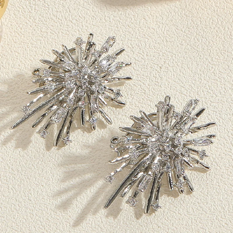 Fireworks Earrings White K